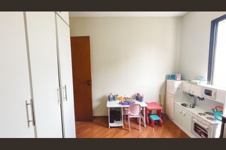 Apartamento à venda com 96m², 3 quartos e 1 vaga Apartamento à venda com 96m², 3 quartos e 1 vagaQuarto 2