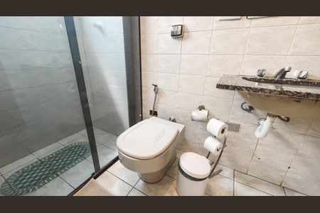 Apartamento à venda com 96m², 3 quartos e 1 vaga Apartamento à venda com 96m², 3 quartos e 1 vagaBanheiro da Suíte