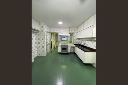 Apartamento à venda com 191m², 4 quartos e 2 vagas Apartamento à venda com 191m², 4 quartos e 2 vagasFoto 10