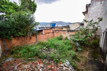 Casa à venda com 150m², 2 quartos e 2 vagasQuintal