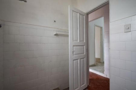Casa à venda com 150m², 2 quartos e 2 vagasBanheiro