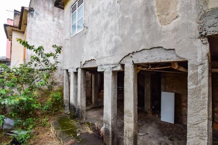 Casa à venda com 150m², 2 quartos e 2 vagasQuintal