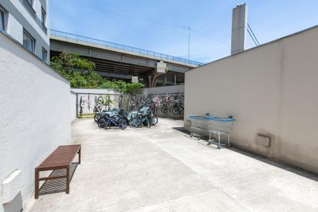 Apartamento para alugar com 44m², 2 quartos e sem vagaÁrea comum