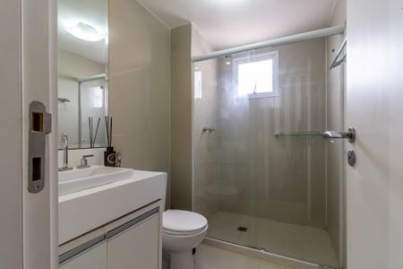 Apartamento à venda com 136m², 2 quartos e 2 vagasBanheiro Suíte 1