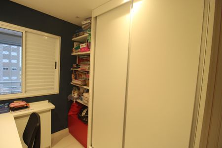 Apartamento à venda com 89m², 3 quartos e 2 vagasQuarto 3