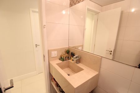 Apartamento à venda com 89m², 3 quartos e 2 vagasBanheiro 1