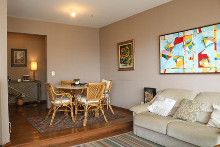 Apartamento para alugar com 120m², 3 quartos e 2 vagasSala