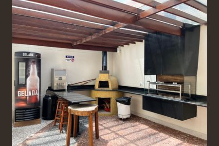 Apartamento para alugar com 120m², 3 quartos e 2 vagas Apartamento para alugar com 120m², 3 quartos e 2 vagasÁrea comum - Churrasqueira