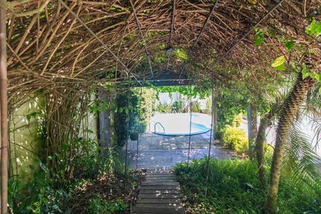 Casa à venda com 700m², 4 quartos e 4 vagasPiscina