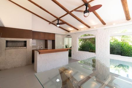 Casa à venda com 700m², 4 quartos e 4 vagasChurrasqueira