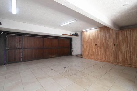 Casa à venda com 700m², 4 quartos e 4 vagasGaragem