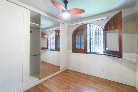 Casa à venda com 700m², 4 quartos e 4 vagasQuarto 1