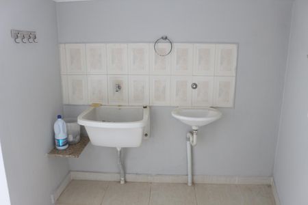 Casa à venda com 245m², 4 quartos e 4 vagasÁrea de Serviço