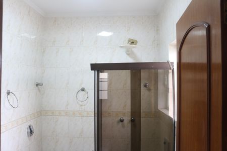 Casa à venda com 245m², 4 quartos e 4 vagasBanheiro da Suíte