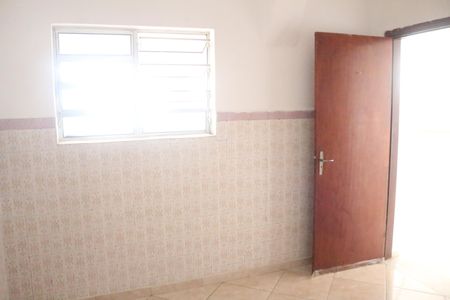 Casa à venda com 245m², 4 quartos e 4 vagasBanheiro 1