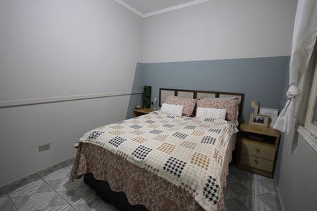 Casa à venda com 94m², 2 quartos e 2 vagasQuarto 2
