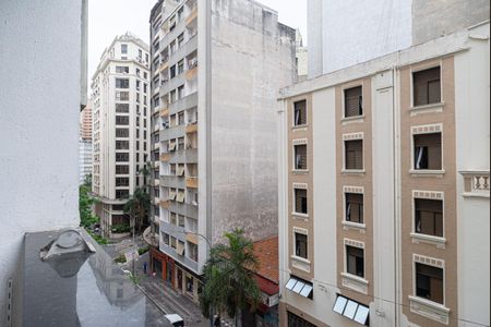 Vista da Varanda  de kitnet/studio à venda com 1 quarto, 32m² em Centro Histórico de São Paulo, São Paulo