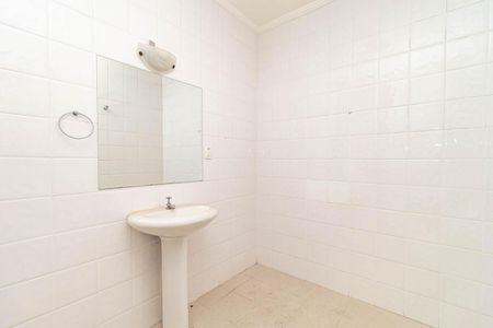 Apartamento para alugar com 130m², 3 quartos e sem vaga Apartamento para alugar com 130m², 3 quartos e sem vagaBanheiro da Suíte 1