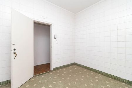 Apartamento para alugar com 130m², 3 quartos e sem vaga Apartamento para alugar com 130m², 3 quartos e sem vagaCozinha
