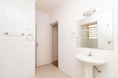 Apartamento para alugar com 130m², 3 quartos e sem vaga Apartamento para alugar com 130m², 3 quartos e sem vagaBanheiro da Suíte 1