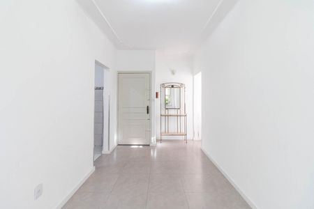 Sala de apartamento à venda com 1 quarto, 40m² em Menino Deus, Porto Alegre