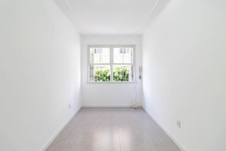 Sala de apartamento à venda com 1 quarto, 40m² em Menino Deus, Porto Alegre