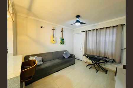 Casa de condomínio para alugar com 108m², 2 quartos e 2 vagasSala