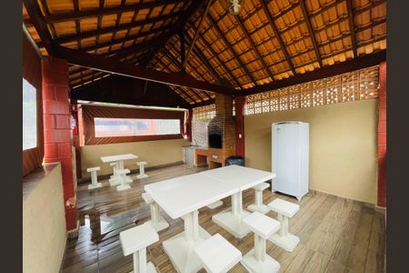 Casa de condomínio para alugar com 108m², 2 quartos e 2 vagasÁrea comum - Churrasqueira