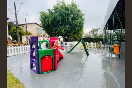 Casa de condomínio para alugar com 108m², 2 quartos e 2 vagasPlayground