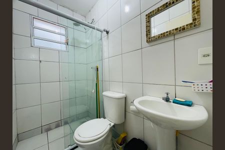Casa de condomínio para alugar com 108m², 2 quartos e 2 vagasBanheiro