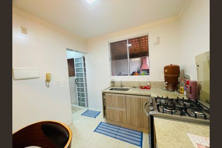 Casa de condomínio para alugar com 108m², 2 quartos e 2 vagasCozinha