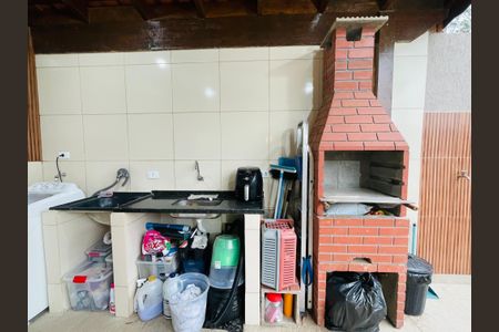 Casa de condomínio para alugar com 108m², 2 quartos e 2 vagasChurrasqueira