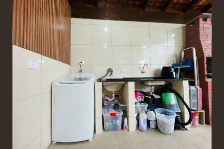 Casa de condomínio para alugar com 108m², 2 quartos e 2 vagasÁrea de Serviço
