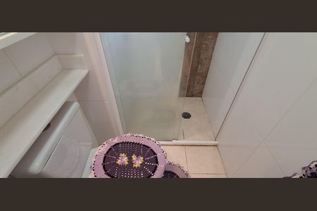 Apartamento à venda com 80m², 2 quartos e 2 vagas Apartamento à venda com 80m², 2 quartos e 2 vagasBanheiro Suíte