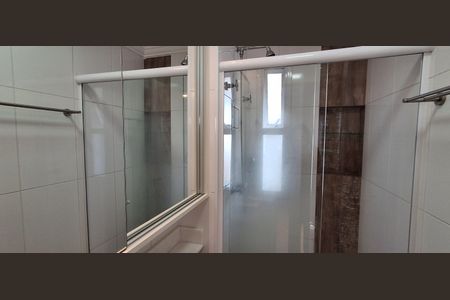 Apartamento à venda com 80m², 2 quartos e 2 vagas Apartamento à venda com 80m², 2 quartos e 2 vagasBanheiro Suíte