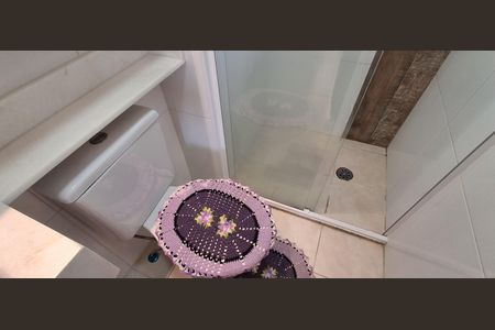 Apartamento à venda com 80m², 2 quartos e 2 vagas Apartamento à venda com 80m², 2 quartos e 2 vagasBanheiro Suíte