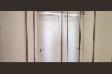 Apartamento à venda com 80m², 2 quartos e 2 vagas Apartamento à venda com 80m², 2 quartos e 2 vagasSuíte