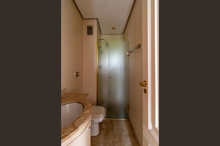 Apartamento para alugar com 89m², 2 quartos e 2 vagas Apartamento para alugar com 89m², 2 quartos e 2 vagasBanheiro