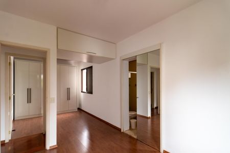 Apartamento para alugar com 89m², 2 quartos e 2 vagas Apartamento para alugar com 89m², 2 quartos e 2 vagasSuíte