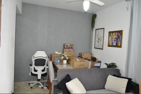 Apartamento à venda com 64m², 3 quartos e sem vagaSala