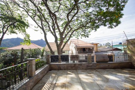 Varanda da Sala de casa para alugar com 5 quartos, 300m² em Jaraguá, São Paulo