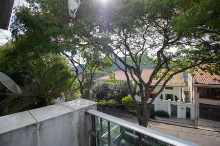 Casa para alugar com 300m², 5 quartos e 4 vagasVaranda da Suíte