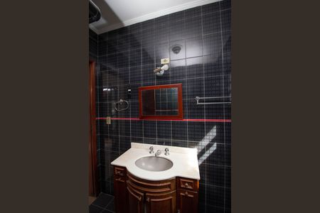 Casa para alugar com 300m², 5 quartos e 4 vagasBanheiro da Suíte