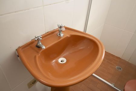 Casa para alugar com 300m², 5 quartos e 4 vagasEdícula - Banheiro