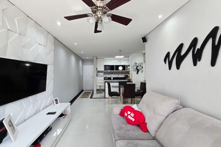 Apartamento à venda com 118m², 3 quartos e 2 vagas Apartamento à venda com 118m², 3 quartos e 2 vagasSala