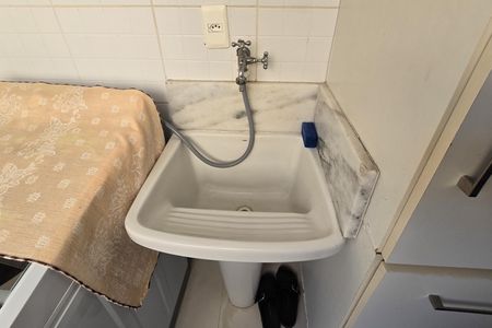 Apartamento à venda com 118m², 3 quartos e 2 vagas Apartamento à venda com 118m², 3 quartos e 2 vagasÁrea de Serviço