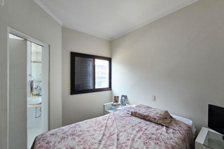 Apartamento à venda com 118m², 3 quartos e 2 vagas Apartamento à venda com 118m², 3 quartos e 2 vagasSuíte