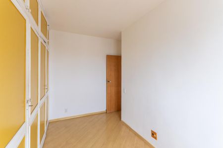 Apartamento à venda com 73m², 3 quartos e 1 vagaQuarto 2