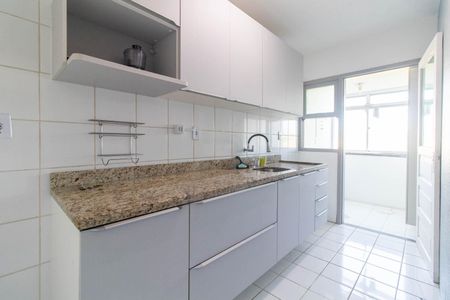 Apartamento para alugar com 70m², 2 quartos e 1 vagaCozinha