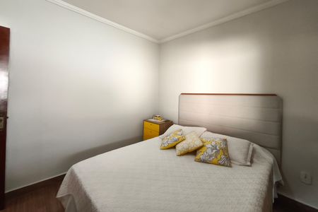 Casa à venda com 300m², 3 quartos e 7 vagas Casa à venda com 300m², 3 quartos e 7 vagasSuíte